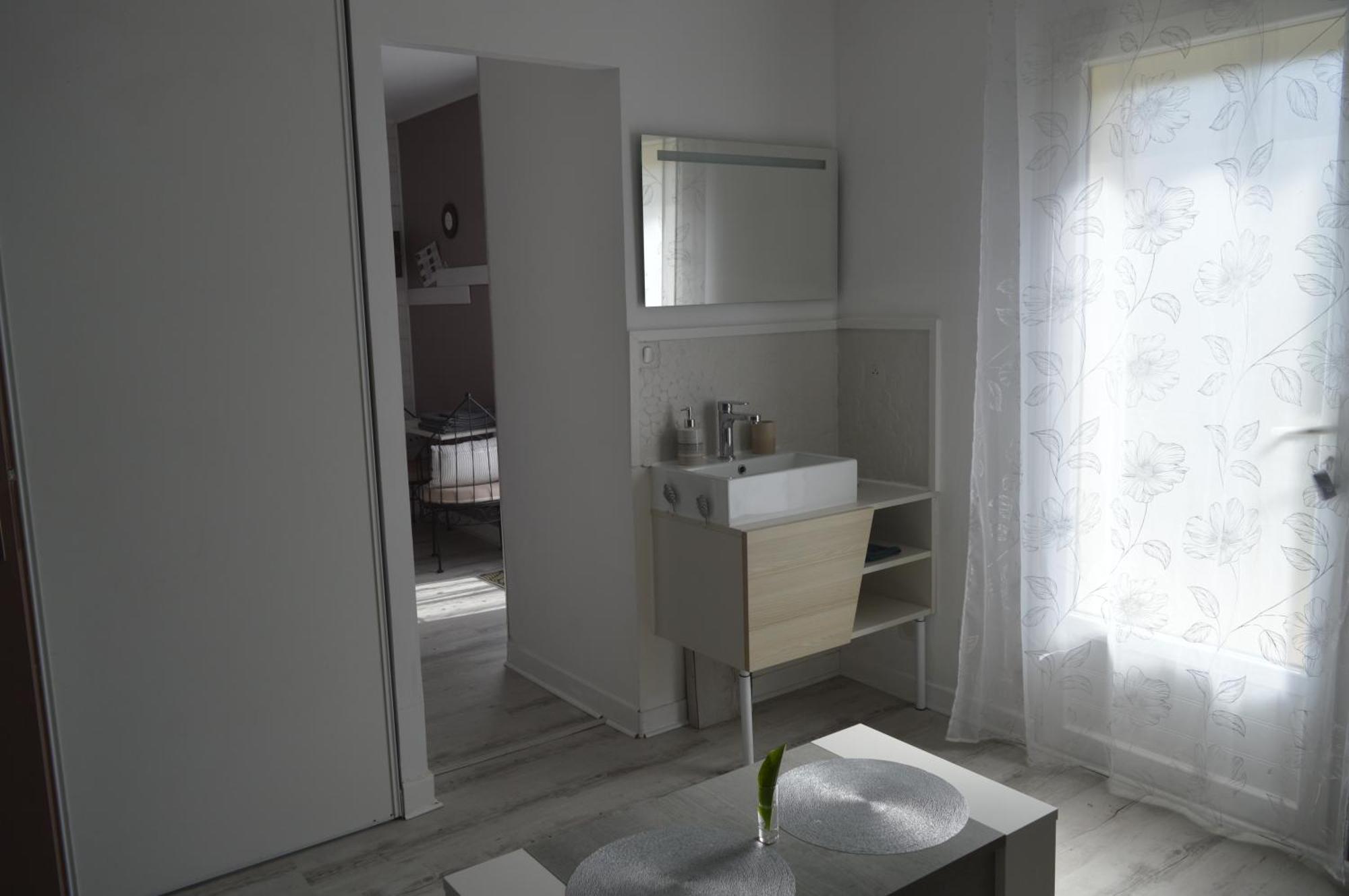 Au Coeur Du Bien Etre, Chambre D'Hotes Avec Piscine Chauffee Et Couverte, Spa, Sauna, Massages Монто Экстерьер фото